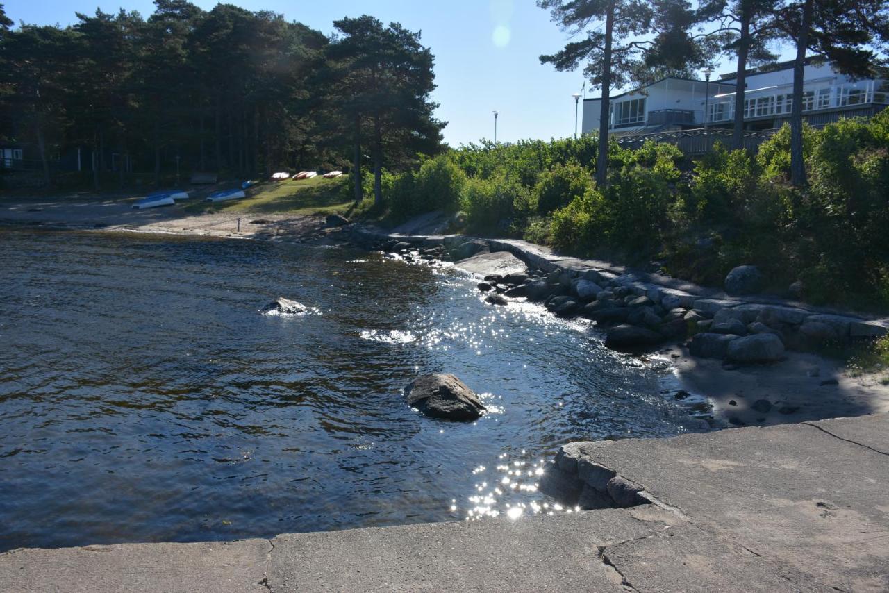 Hallestrand Vandrarhem Strömstad Extérieur photo